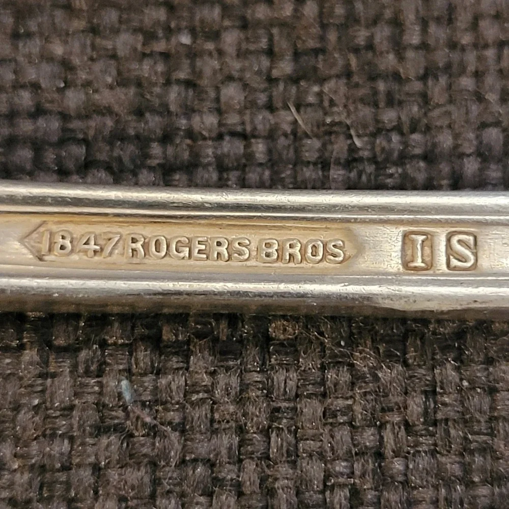 1847 Rogers‎ Brothers Marquis Pattern Silver Plated Dinner Fork